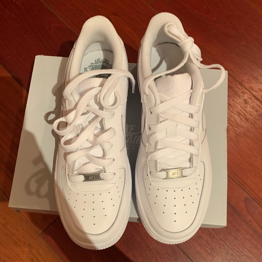 BRAND NEW White Nike Air Force 1 Sneakers